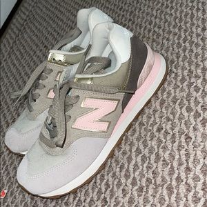 New balance shoes
